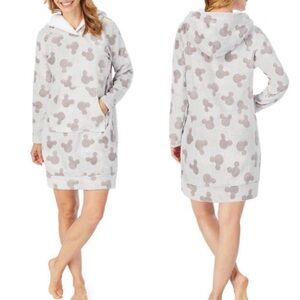 Disney Ladies Mickey Fleece Lounge Hoodie. Size Small.  EUC.